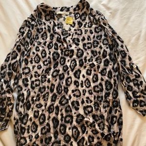Entro light pink cheetah tunic. New with tags.